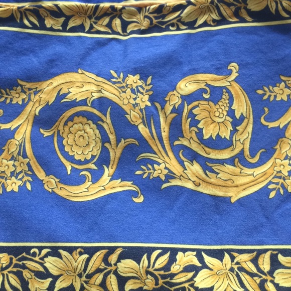 Versace Flat Top Sheet pillowcases - Picture 7 of 8